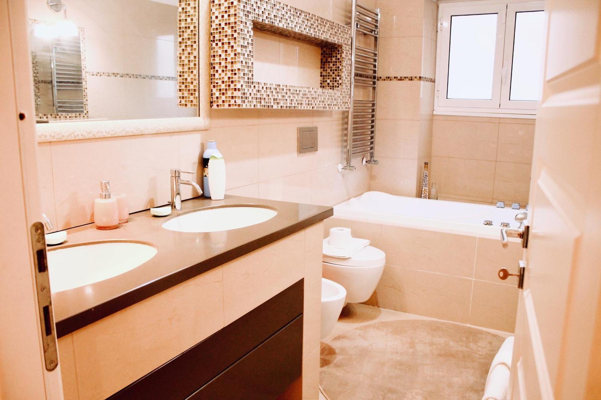 Chic And Elegant Apartment In The Heart Of روما المظهر الخارجي الصورة